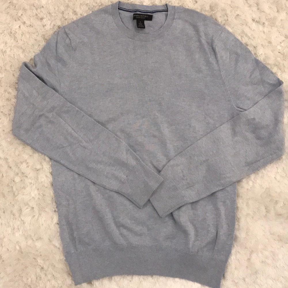 🚫 SOLD 🚫 Luxury blend crewneck sweater